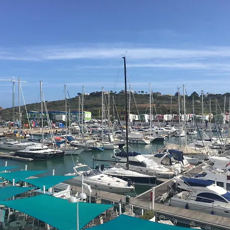 Marina Water View - 6 People, Bars & Restaurants 公寓 阿尔布费拉