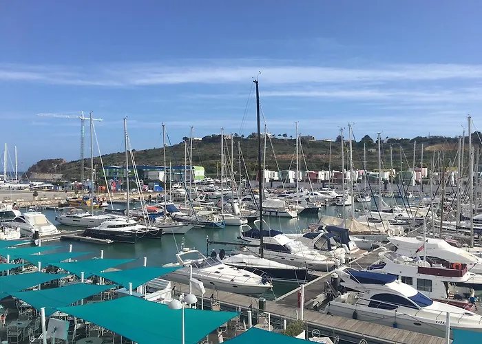 Marina Water View - 6 People, Bars & Restaurants Apartament Albufeira