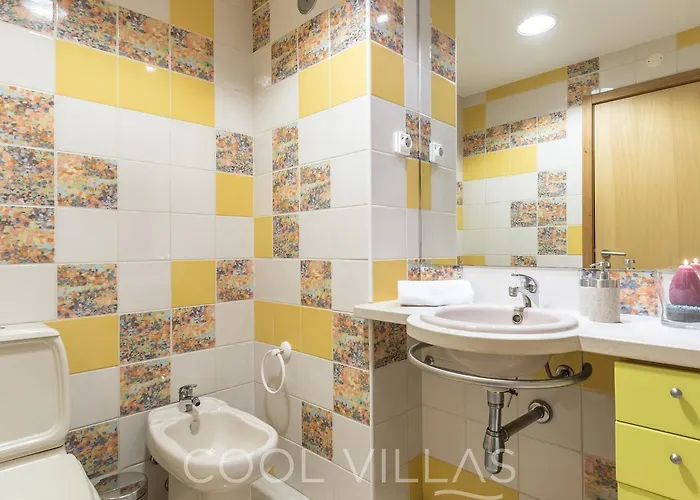 Marina Water View - 6 People, Bars & Restaurants Apartament