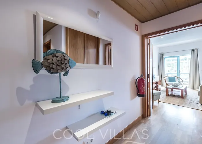 Marina Water View - 6 People, Bars & Restaurants 阿尔布费拉