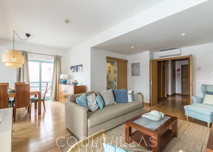 Marina Water View - 6 People, Bars & Restaurants 公寓 阿尔布费拉